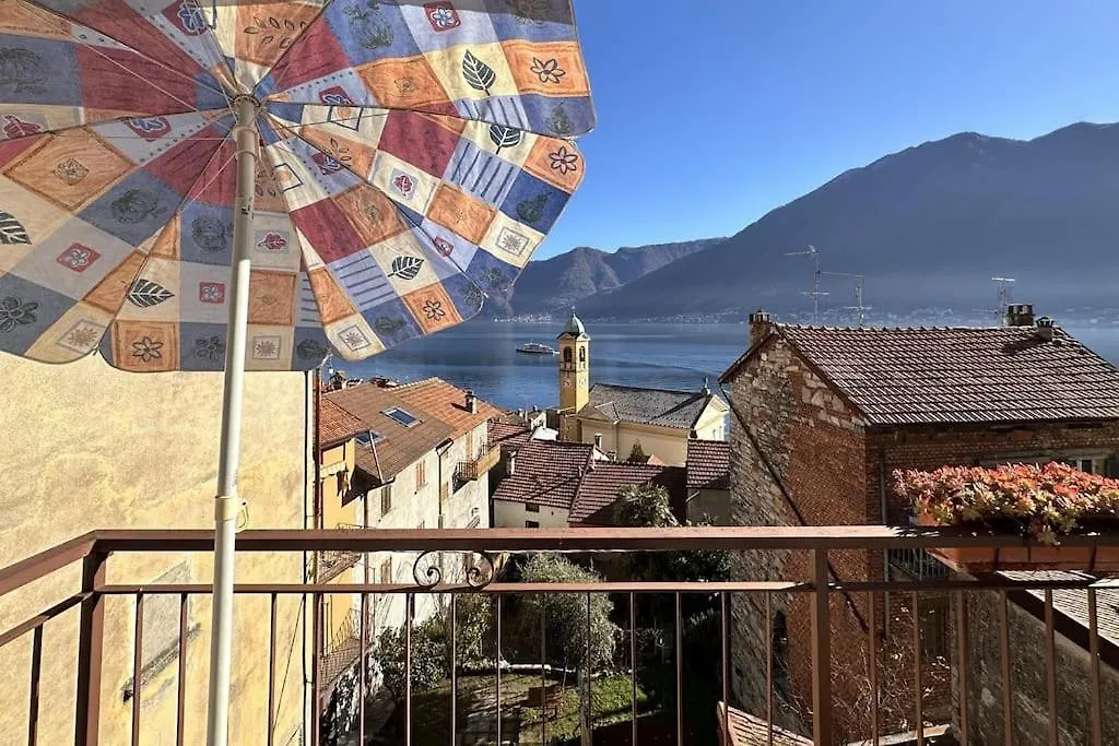 Faro Sul Lago Apt - Colonno Apartmán