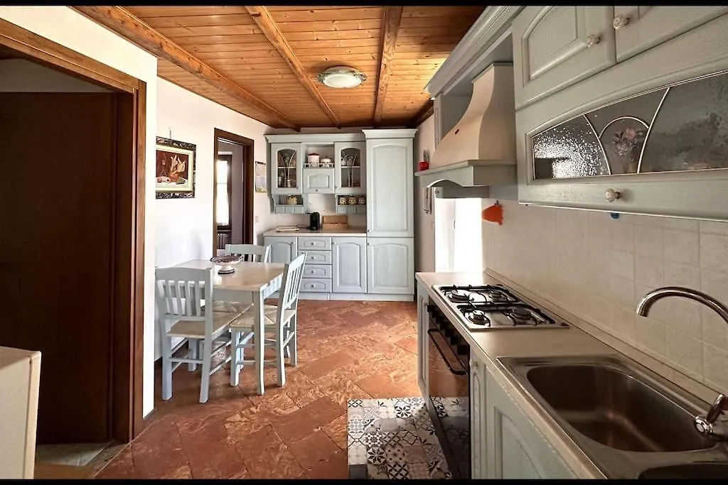Faro Sul Lago Apt - Colonno イタリア